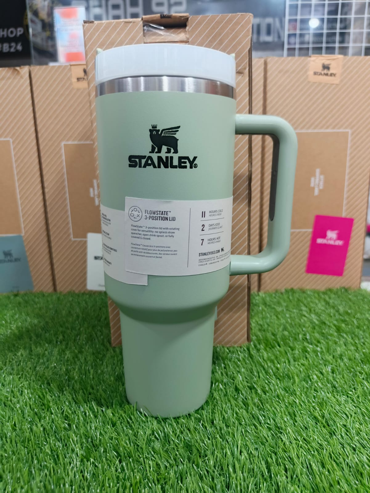 Stanley Quencher 40oz (1.18L) – 700g Lightweight | Leakproof | Hot & Cold 11 Hrs | Premium Stainless Steel